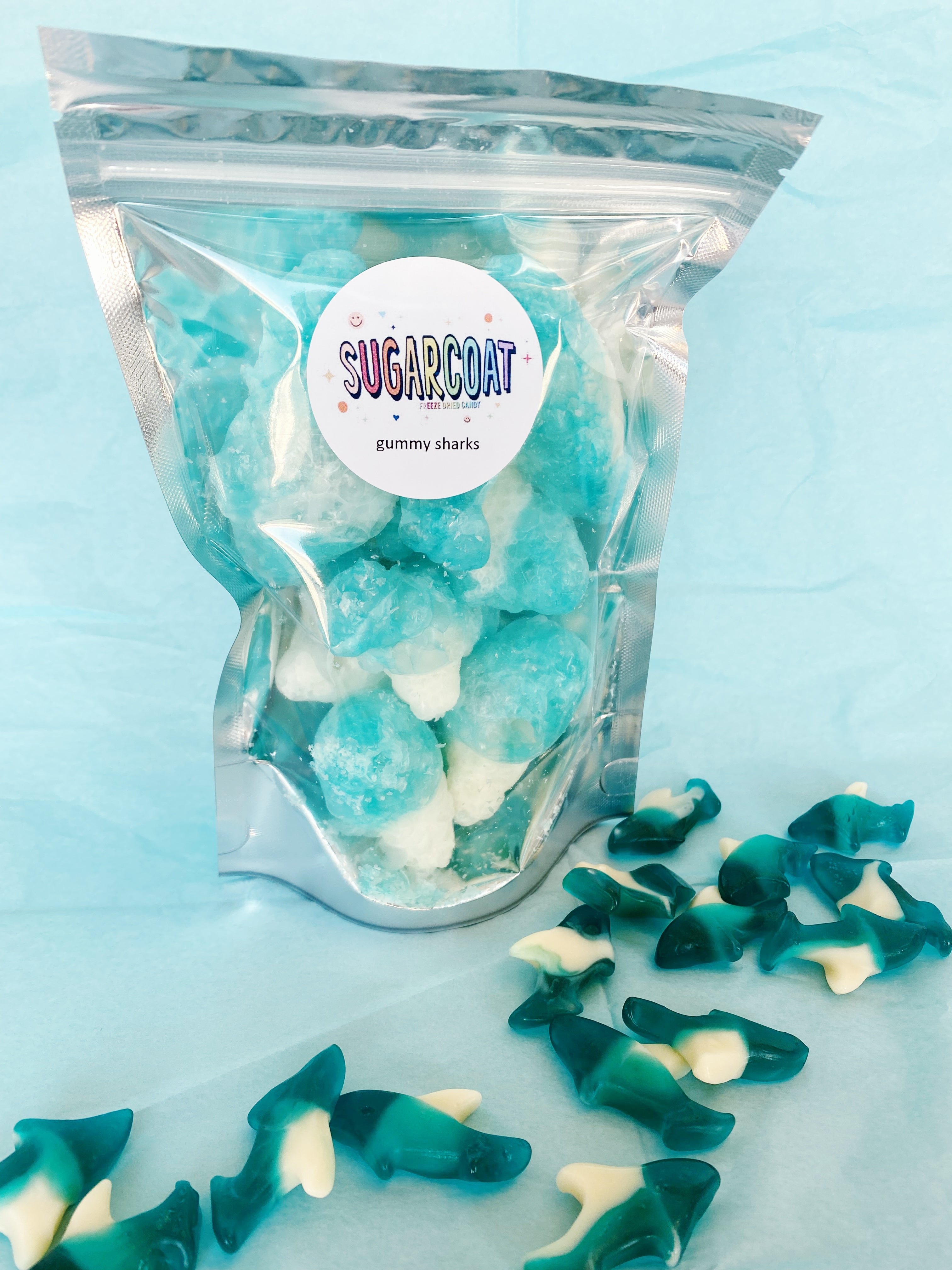  Freeze Dried Gummy Sharks - Premium Freeze Dried Candy Shipped  in a Box for Extra Protection - Space Age Snacks Space Sharks Freeze Dry  Candy for All Ages Dry Freeze Candy (
